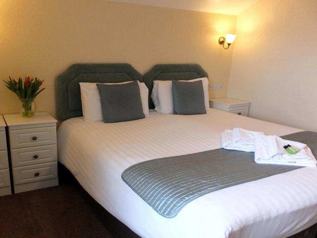 Holmlea Guest House Exclusively For Adults Уиндермир Экстерьер фото