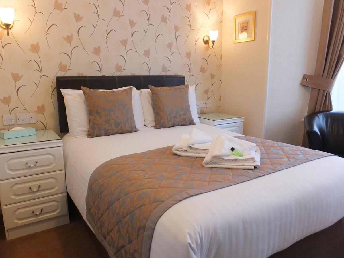 Holmlea Guest House Exclusively For Adults Уиндермир Номер фото